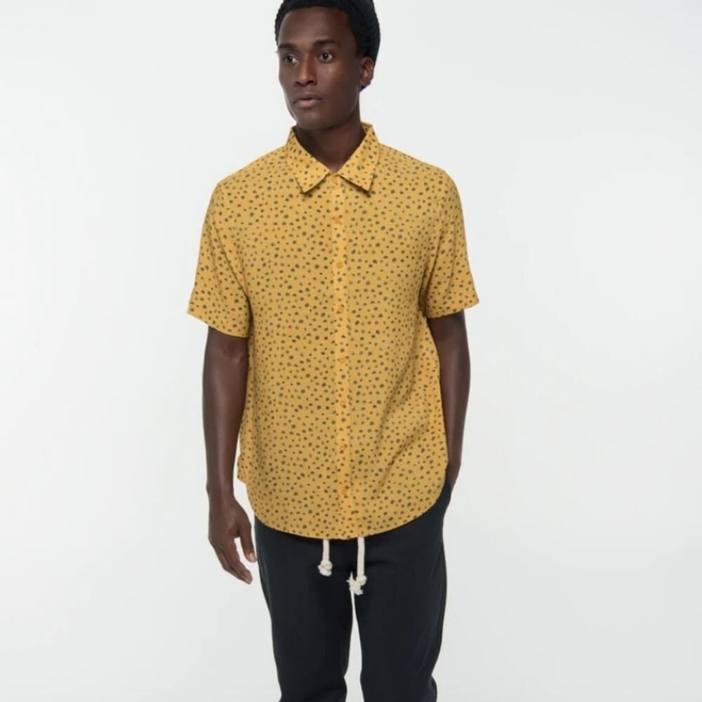 PARALLEL X LEAGUE Gold Tattoo Inspired Duke Woven Camp Shirt Short Sleeve Casual